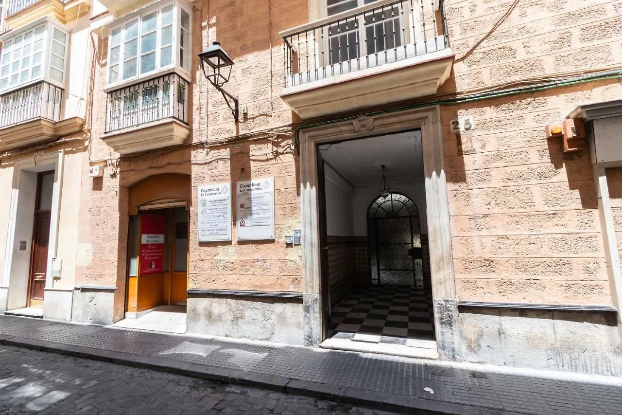 Apartamento La Moderna Cadiz Apartment